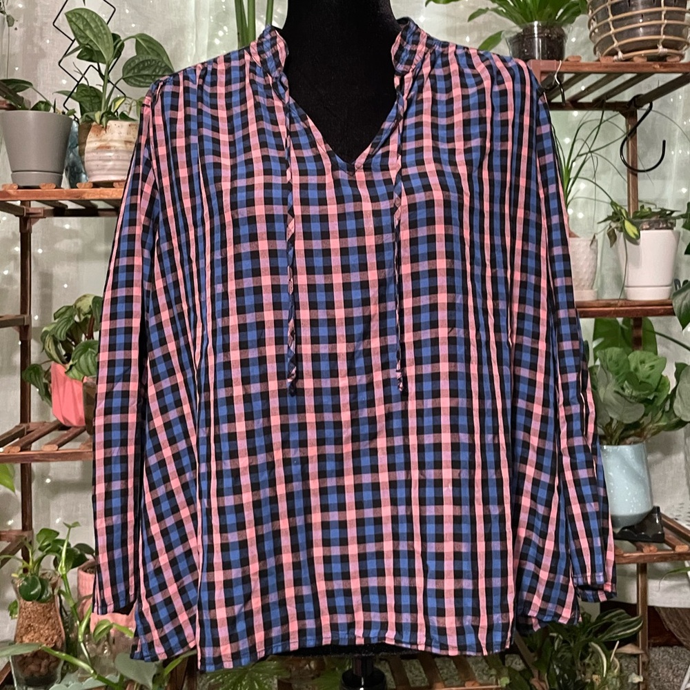 Old Navy Pink and Blue Plaid Blouse L